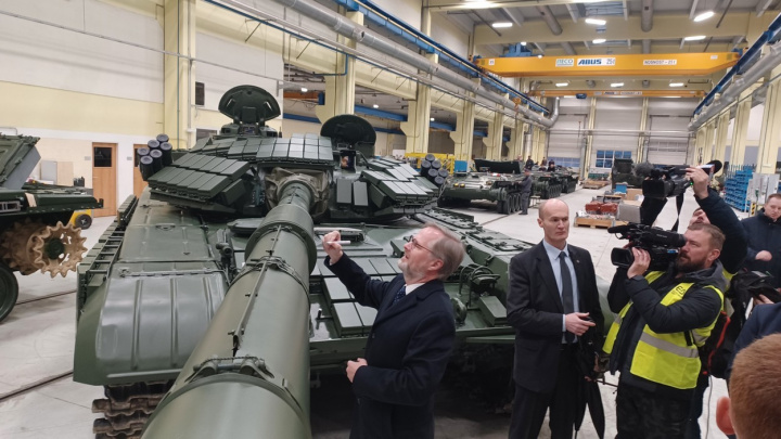 Zbrojovka Excalibur Army loni zpětinásobila tržby - hlavně díky válce na Ukrajině